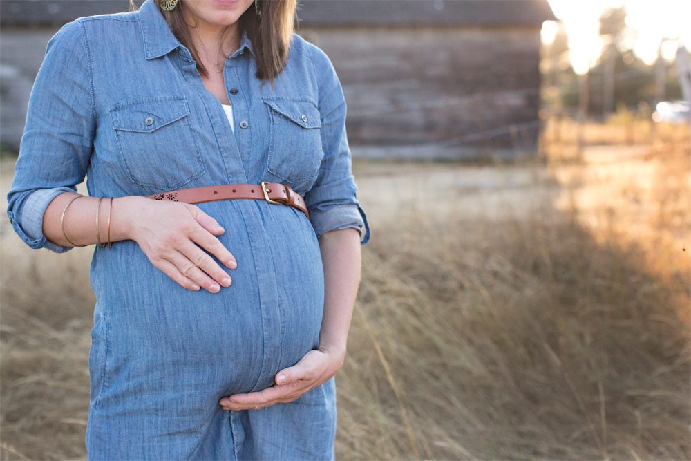 puyallup maternity photographer | tacoma sunset maternity session