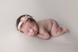 tacoma puyallup newborn baby photographer
