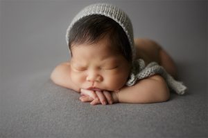 tacoma puyallup newborn baby photographer session