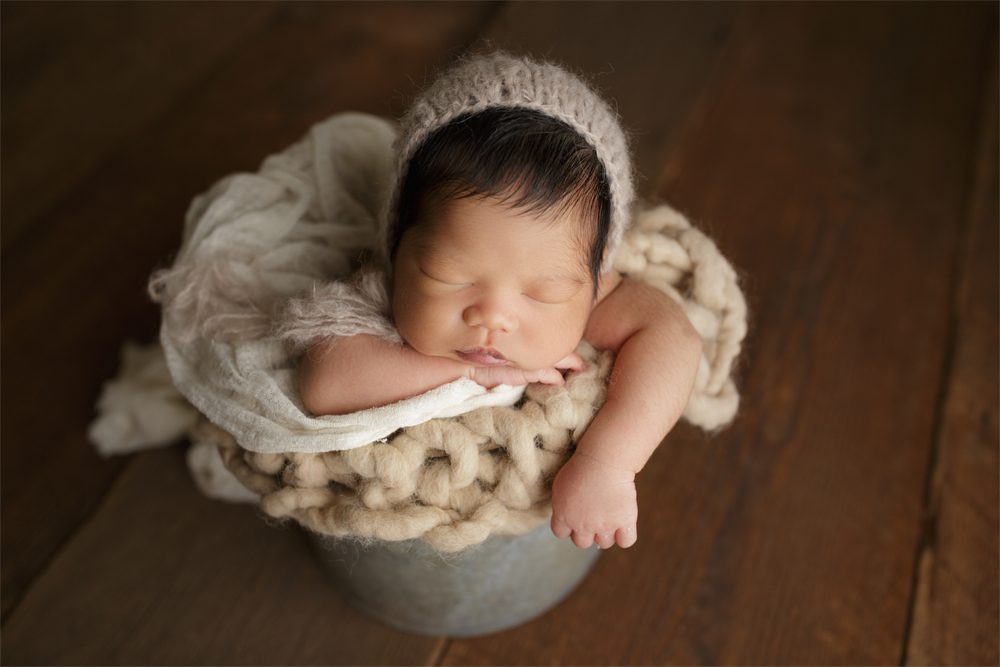 tacoma puyallup newborn baby photographer session