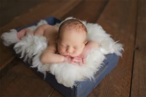 tacoma puyallup newborn baby photographer session