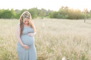 Tacoma Maternity Photographer | Christina Mae Photography | www.christinamaephotography.com