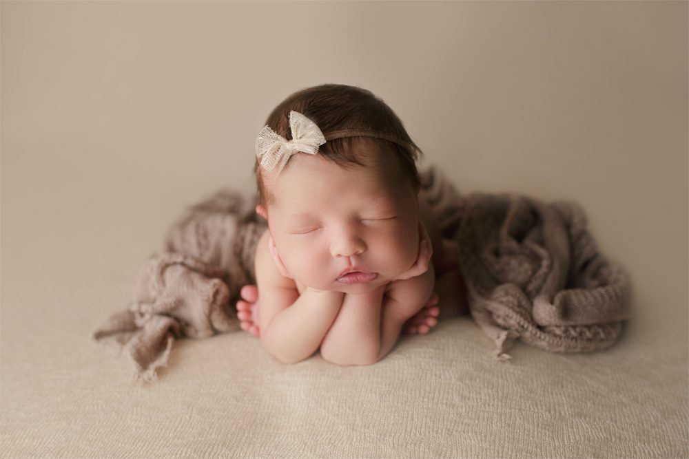 tacoma newborn baby photographer 