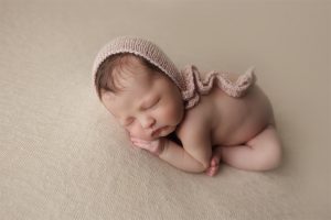 tacoma puyallup newborn baby photographer