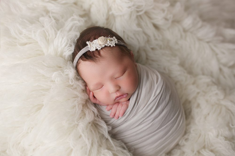 tacoma newborn baby photographer 
