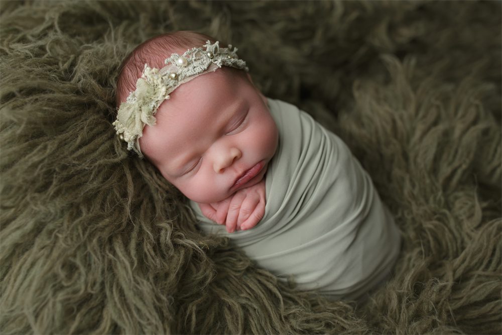 puyallup newborn baby photographer
