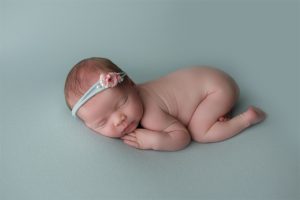 tacoma puyallup newborn baby photographer session
