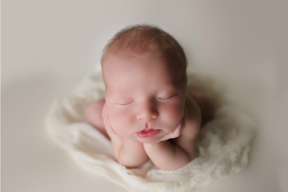 tacoma newborn baby photographer | premiere puyallup newborn photography