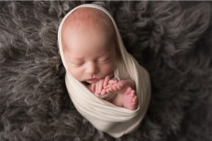 tacoma puyallup seattle newborn baby photographer