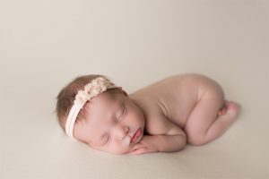 tacoma-puyallup-settle-newborn-baby-photographer