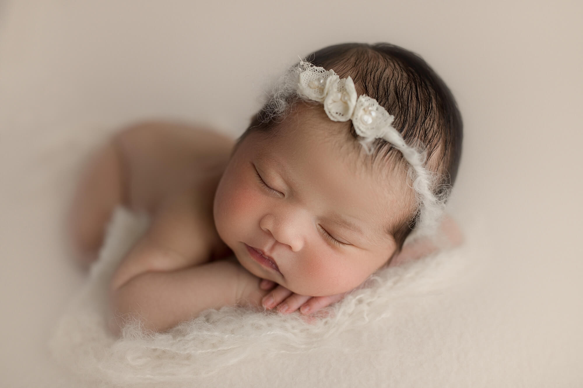 Seattle Newborn Baby Photography | Beautiful girl session