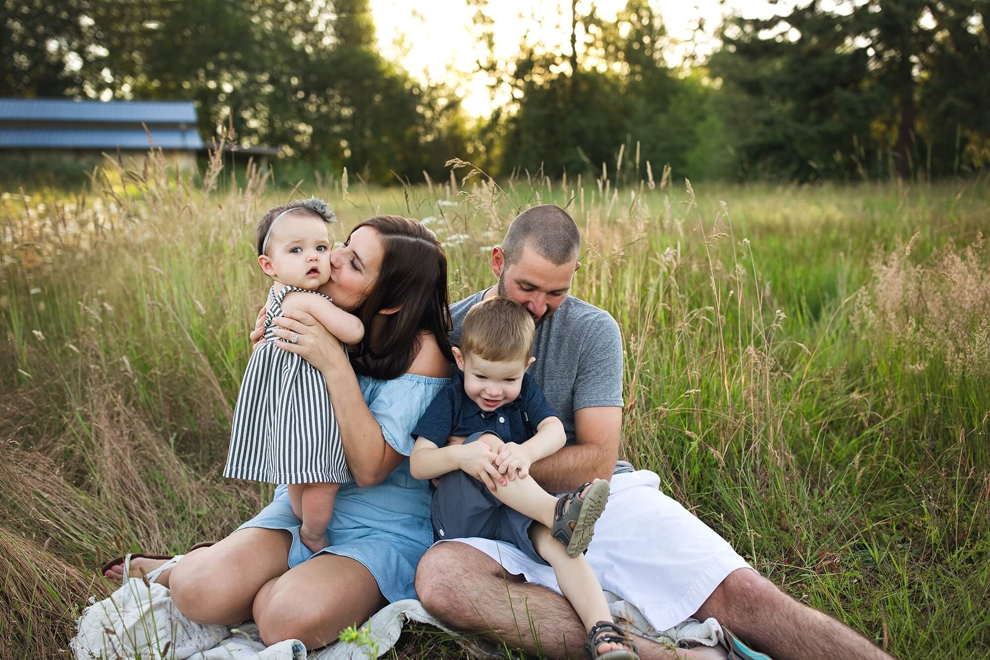 tacoma family photographer | Puyallup sunset session