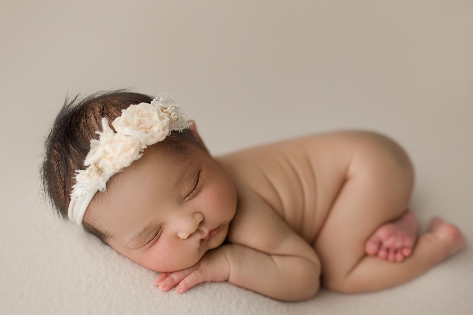 newborn photographer tacoma | baby girl studio photography session