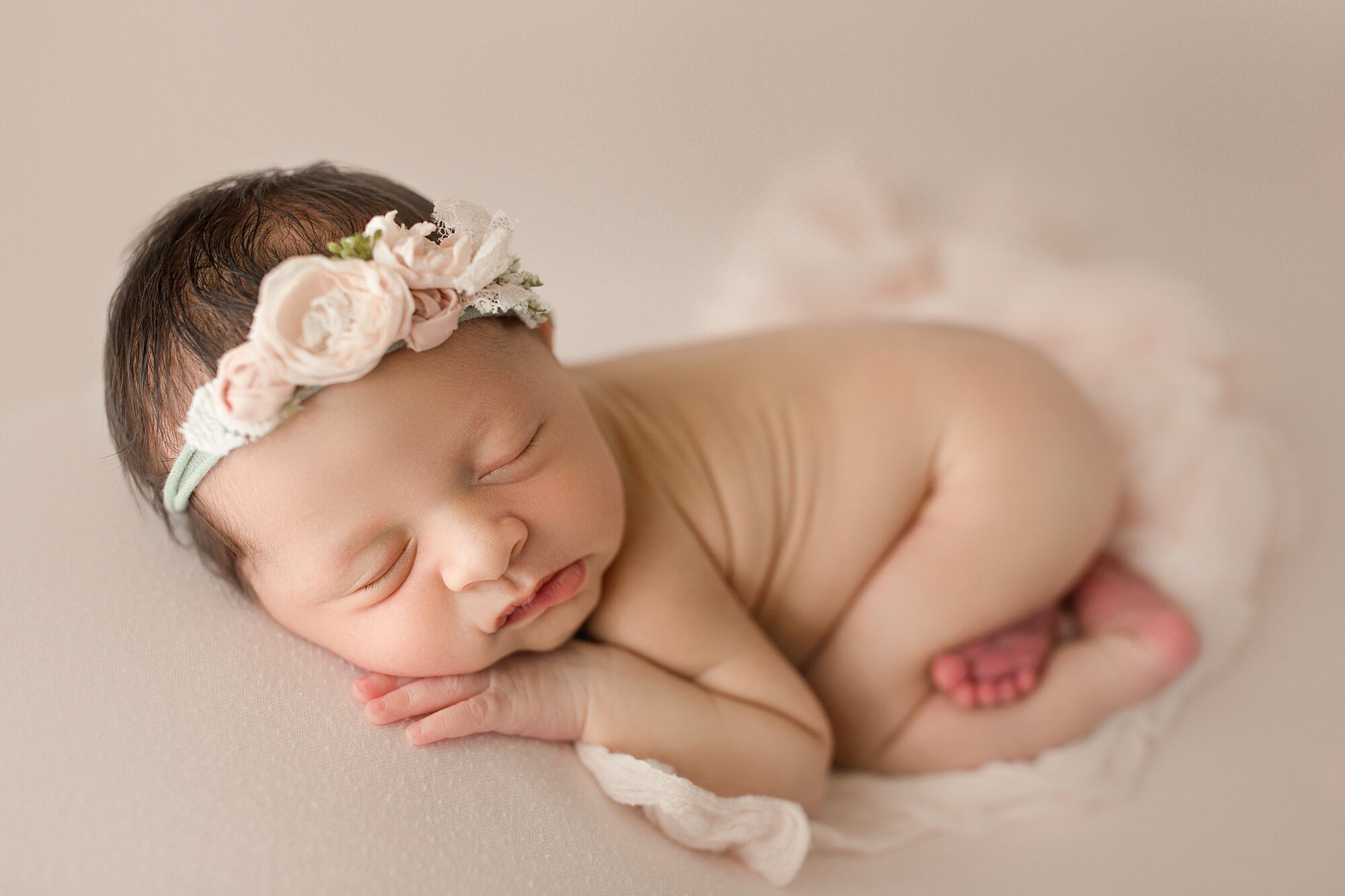 baby girl j | Puyallup newborn photographer | ufc Mighty Mouse