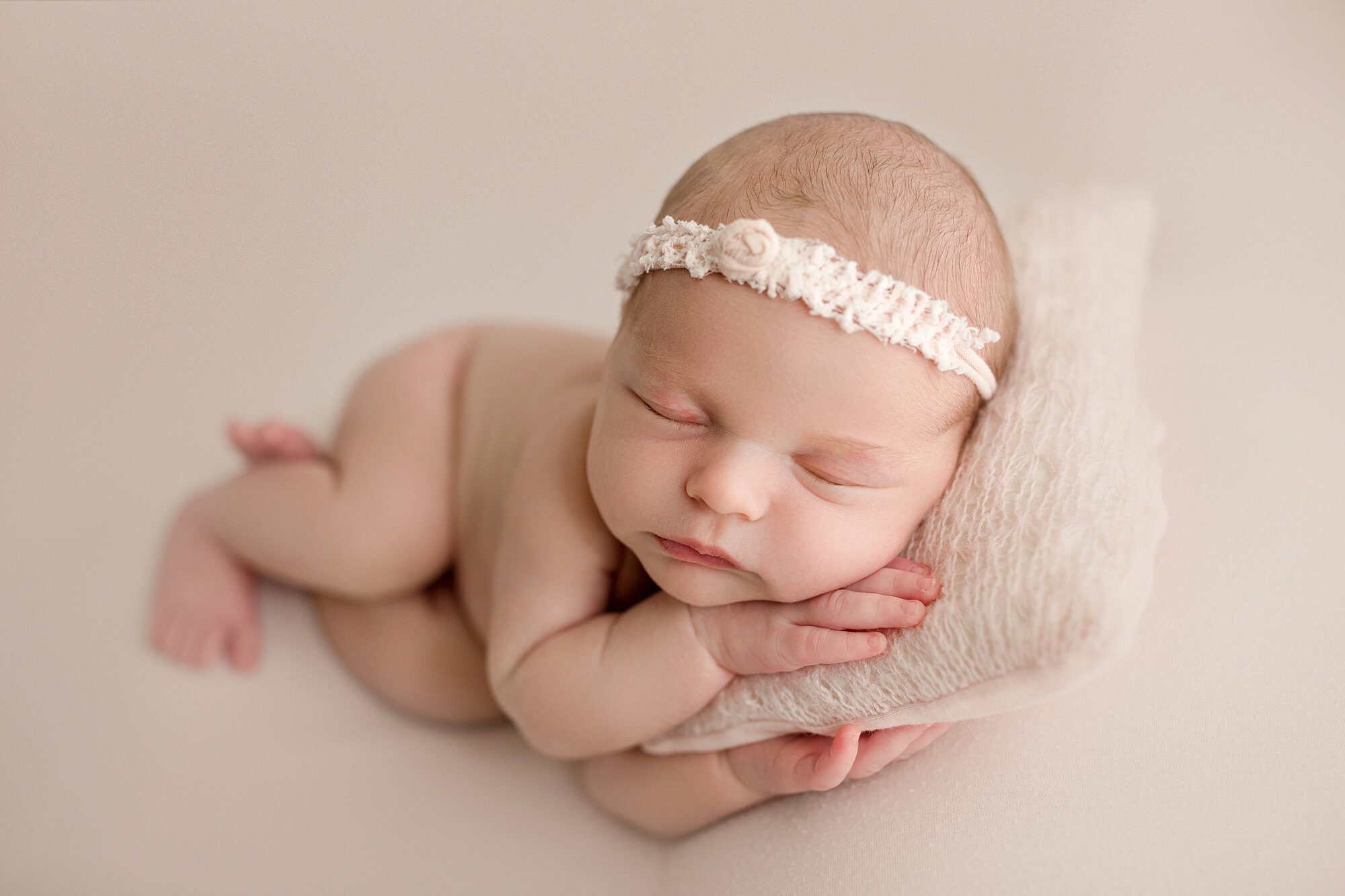 newborn photographer issaquah