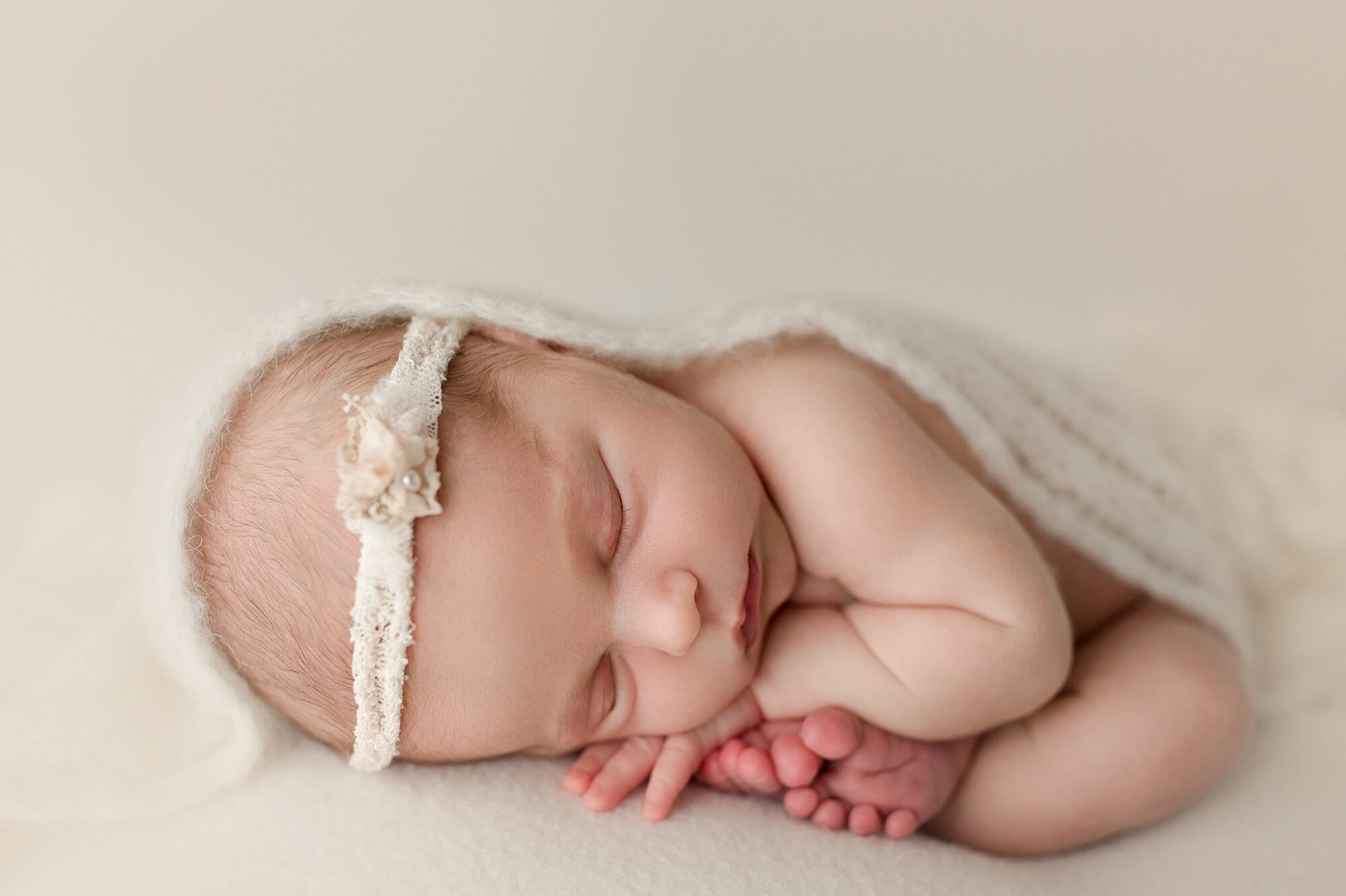 newborn photographer issaquah