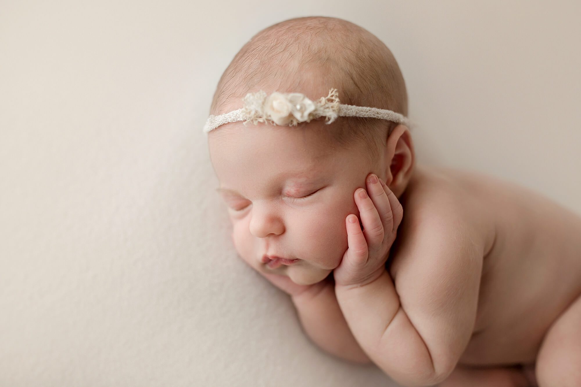 newborn photographer issaquah