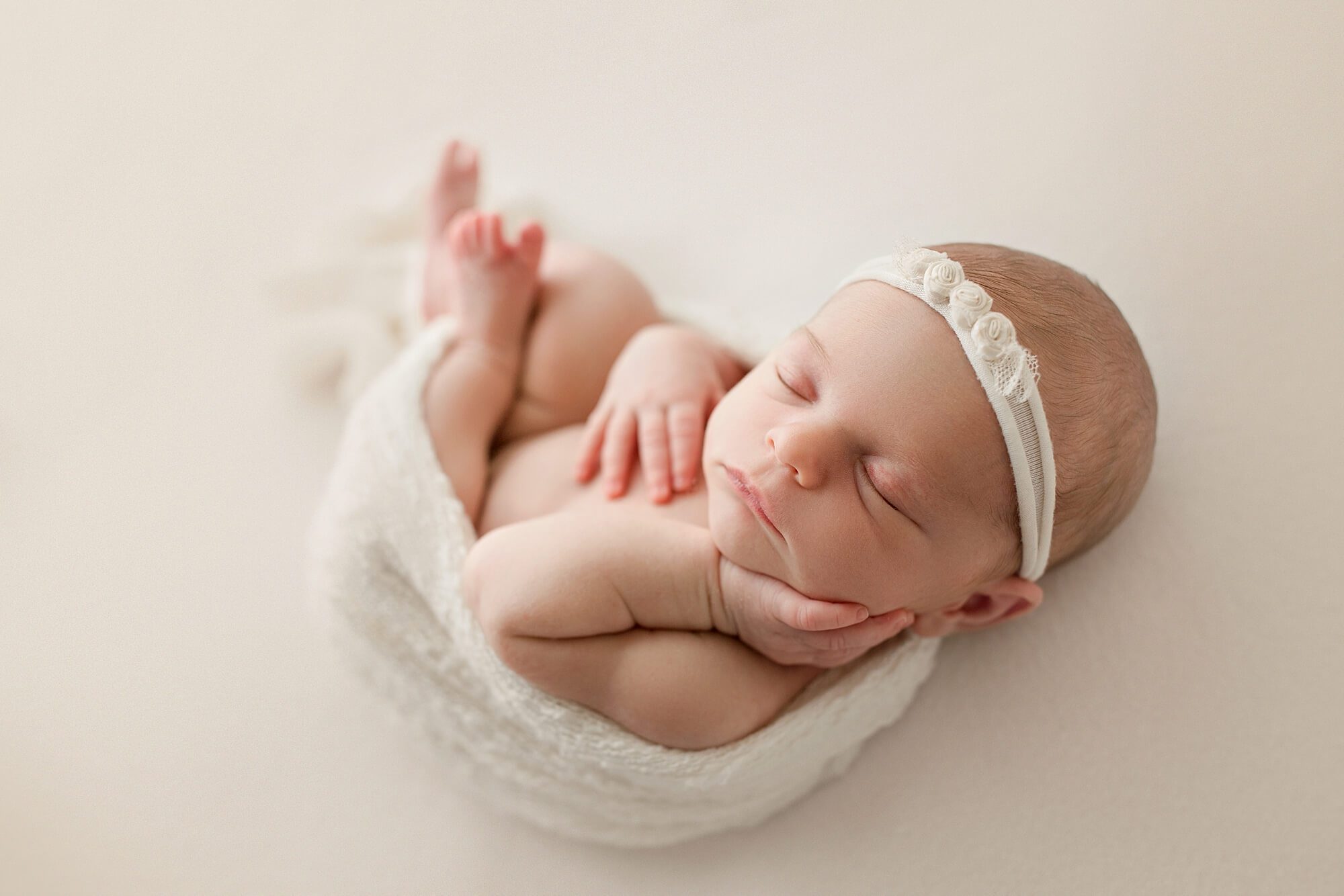 newborn photographer issaquah