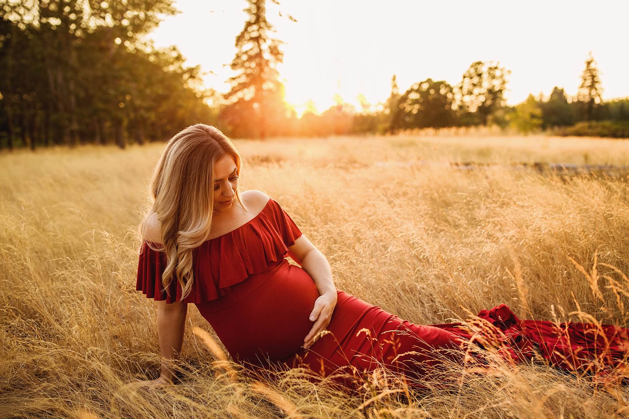 couples sunset maternity session