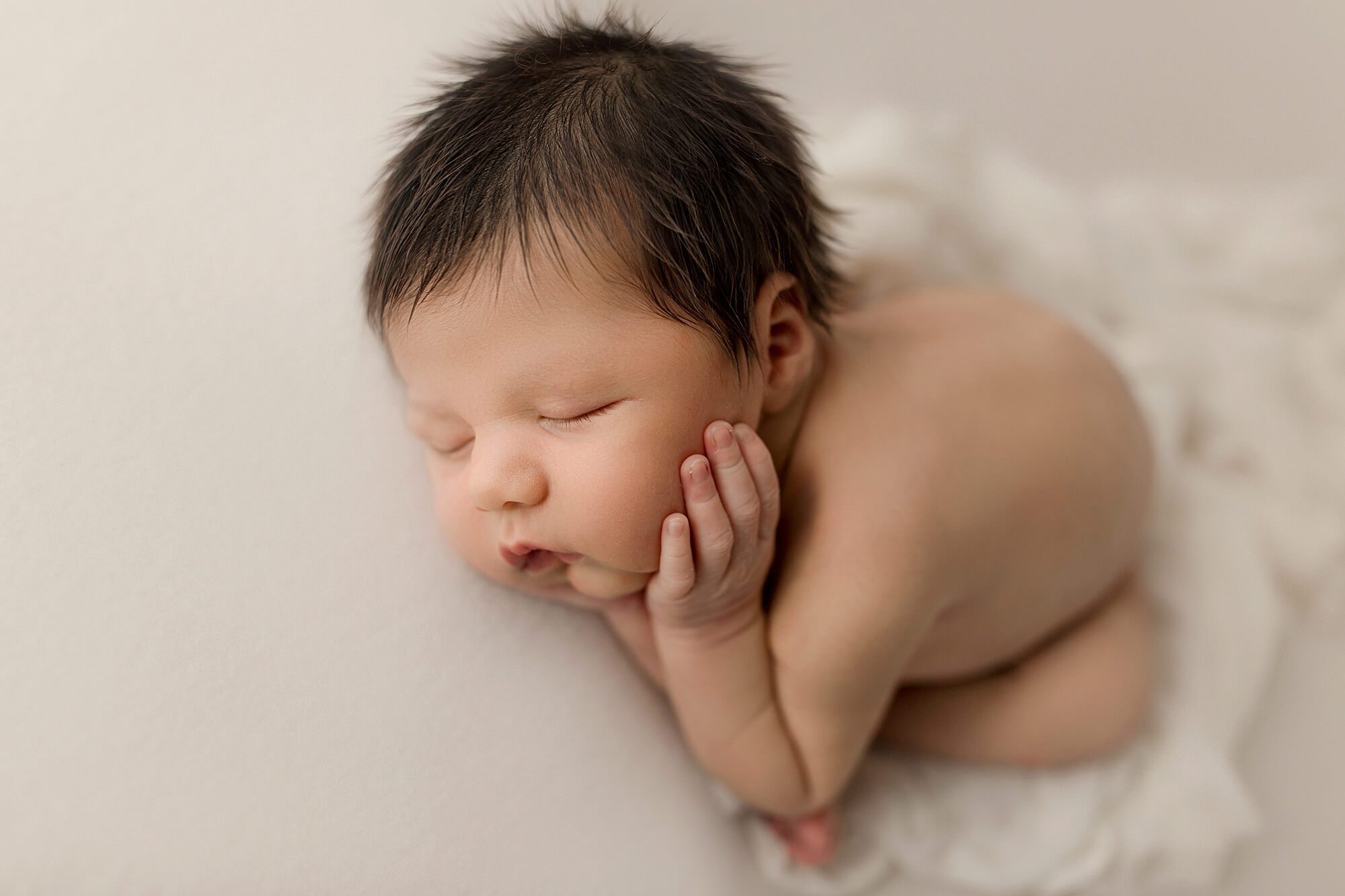 newborn baby photographer in seattle