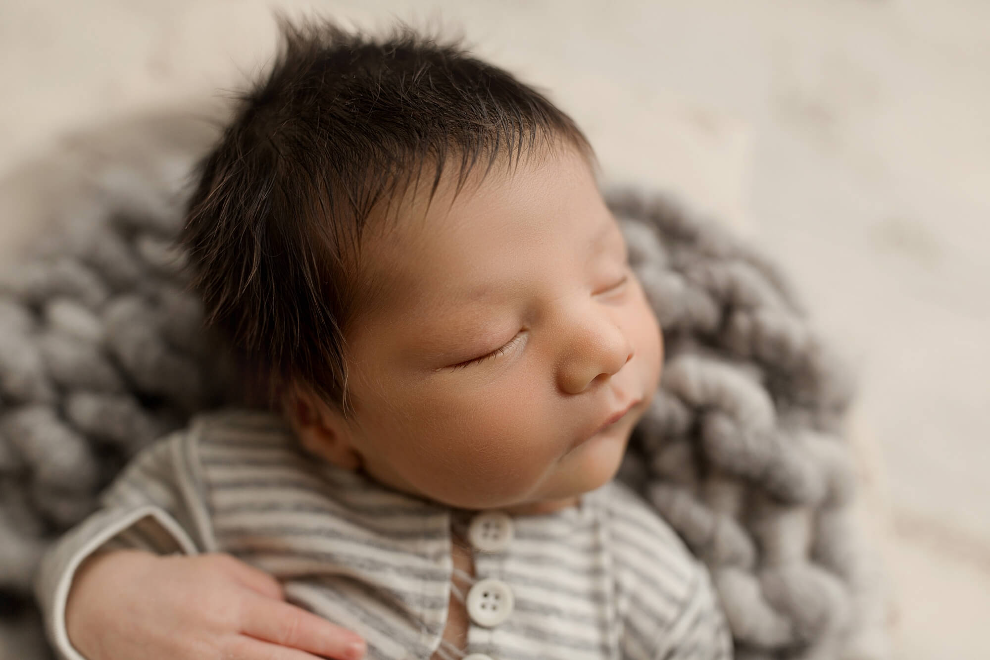 newborn baby photographer in seattle