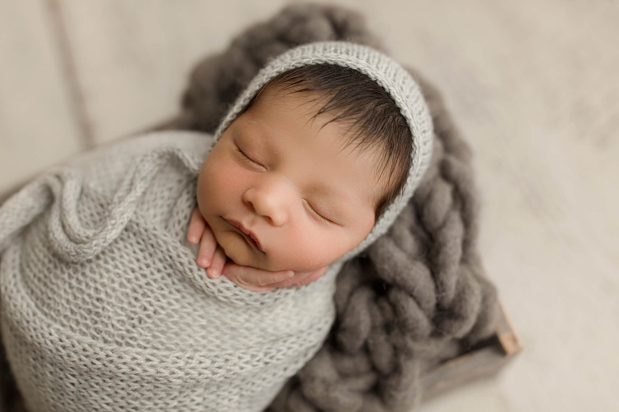 newborn baby photographer in seattle