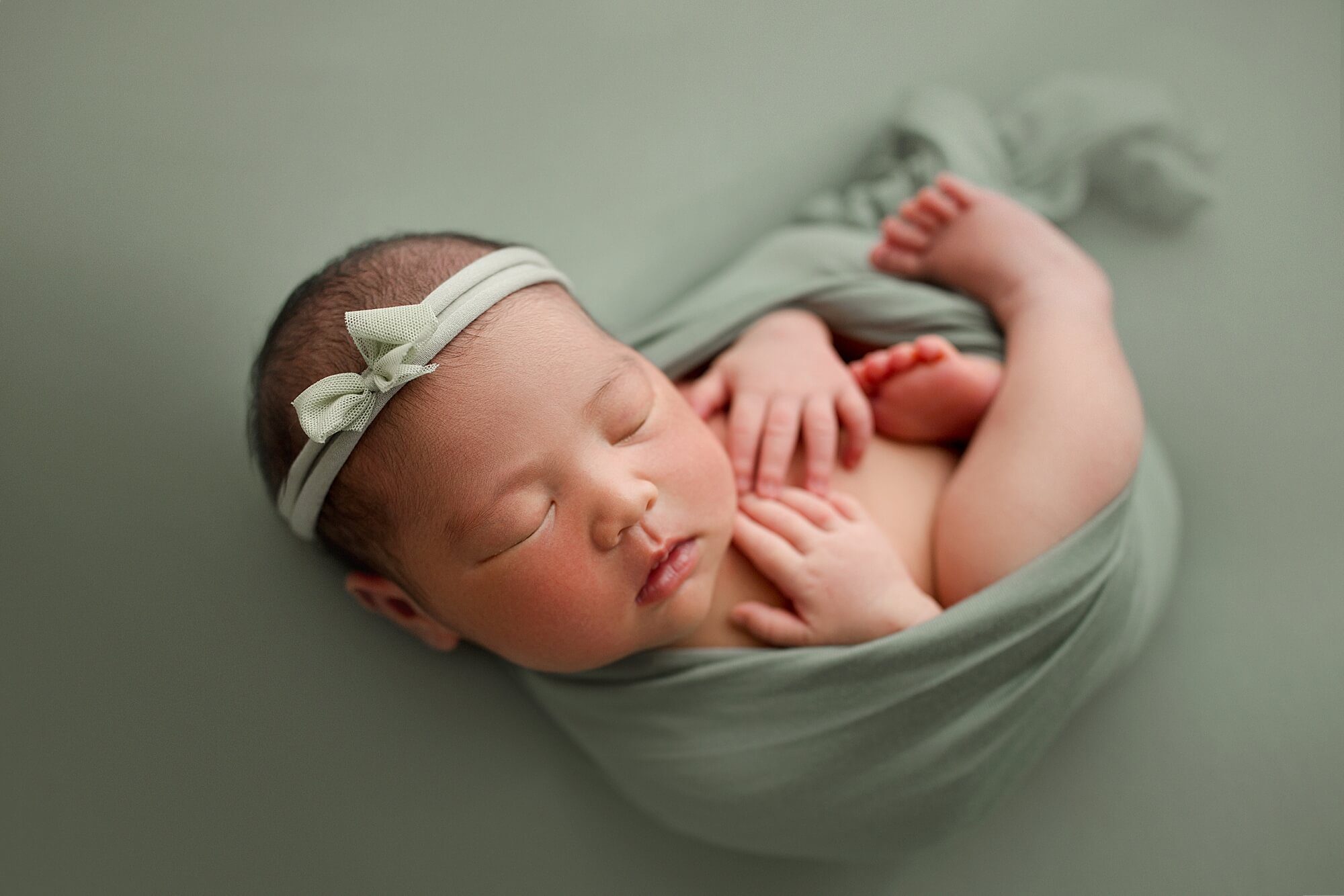 seattle newborn photography - baby girl photos