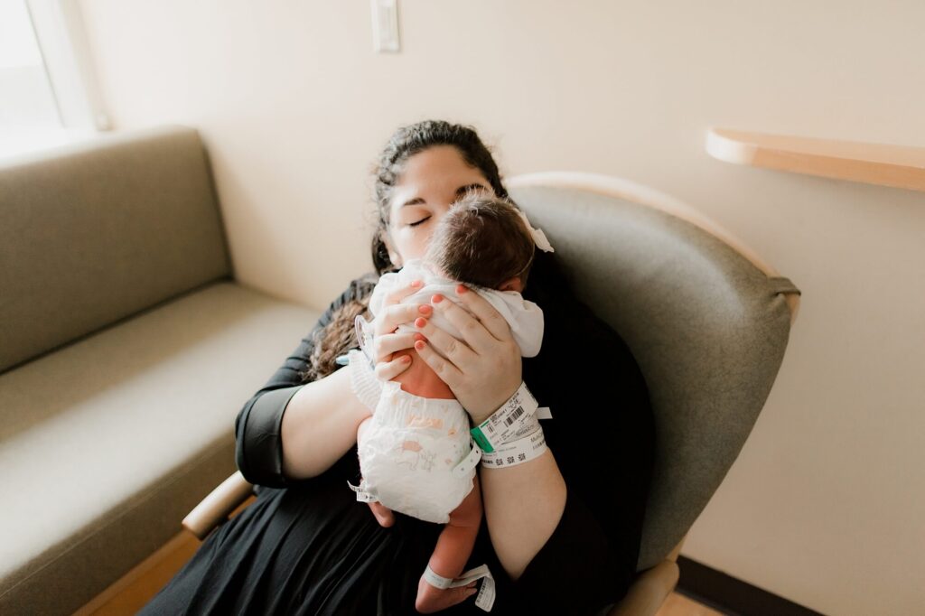 puyallup fresh 48 hospital newborn session at Good Samaritan hospital