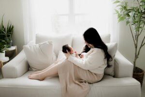 edmonds seattle lifestyle newborn family session with baby boy and dog