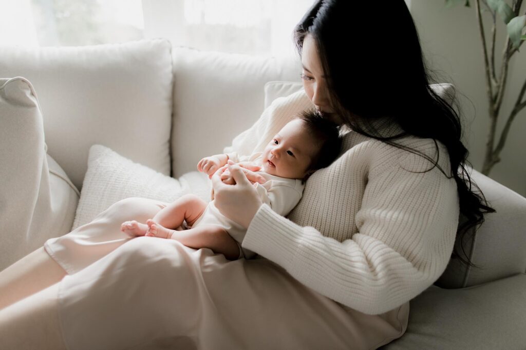 edmonds seattle lifestyle newborn family session with baby boy and dog