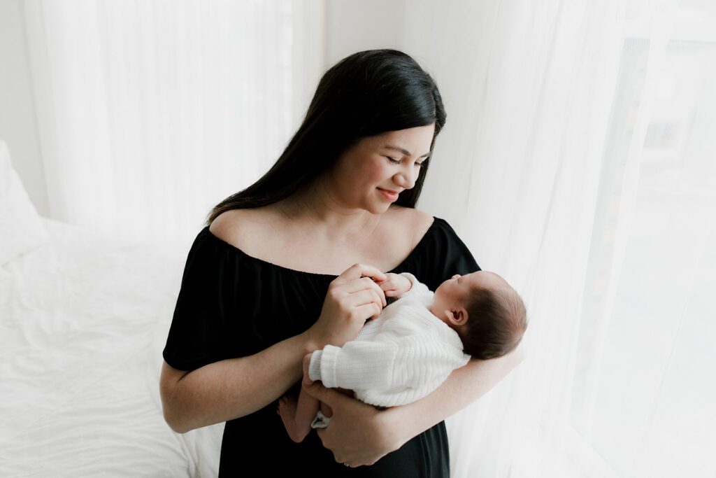 studio newborn posed and family lifestyle photography session in puyallup