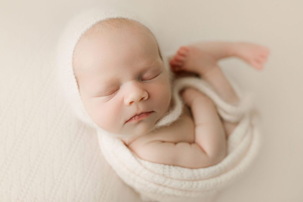 seattle newborn photographer photographed baby girl in studio