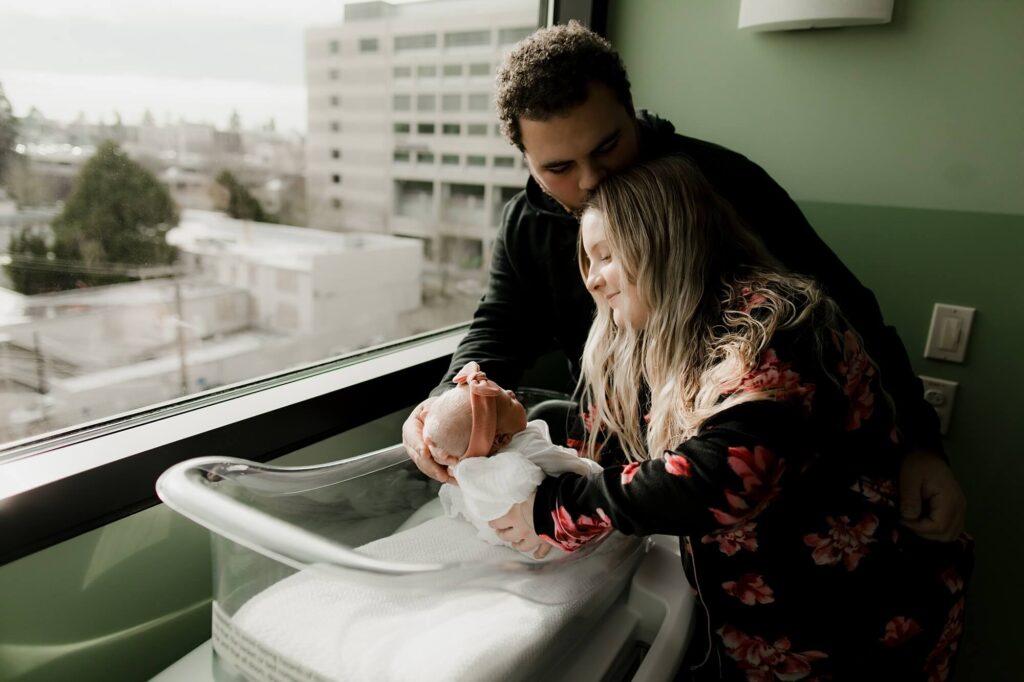 tacoma fresh 48 newborn photographer