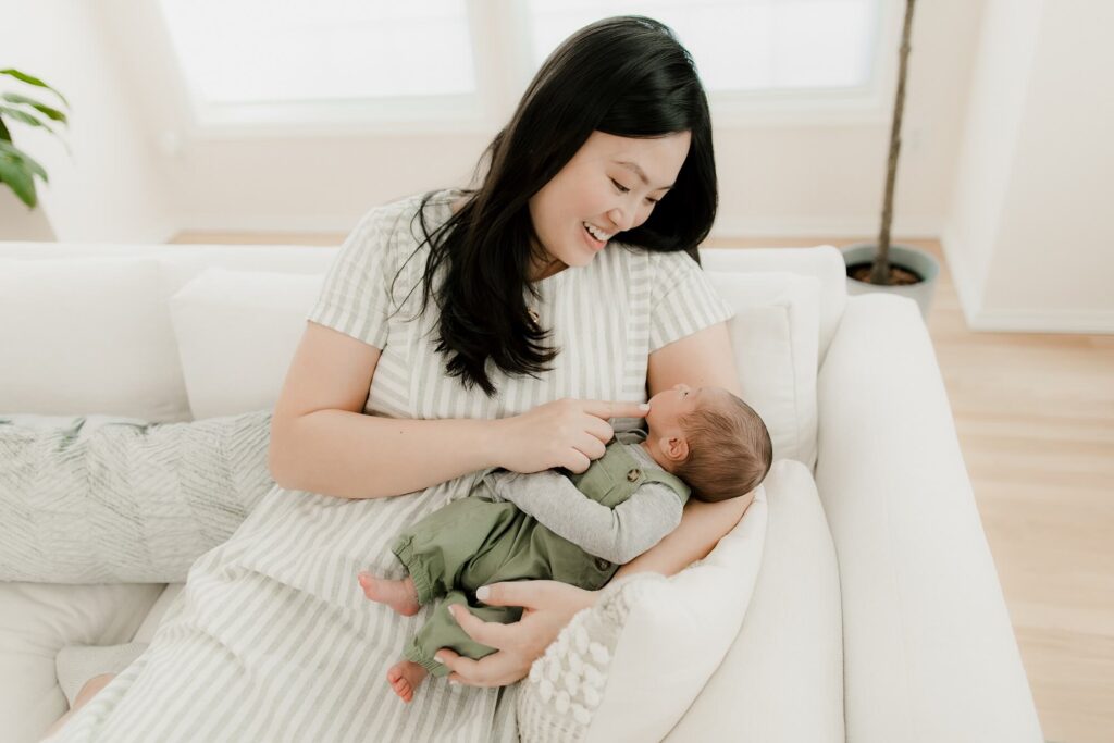 Tacoma Lifestyle Newborn Baby Photographer