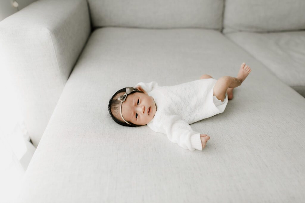 seattle lifestyle newborn family photographer with grandparents