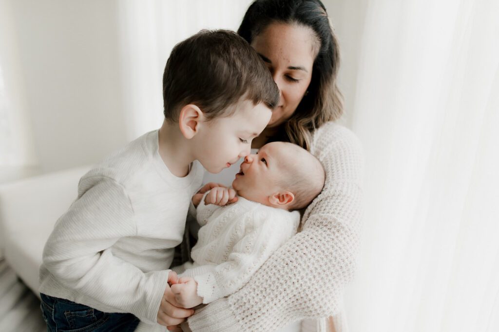 Seattle Lifestyle Newborn Family Photographer