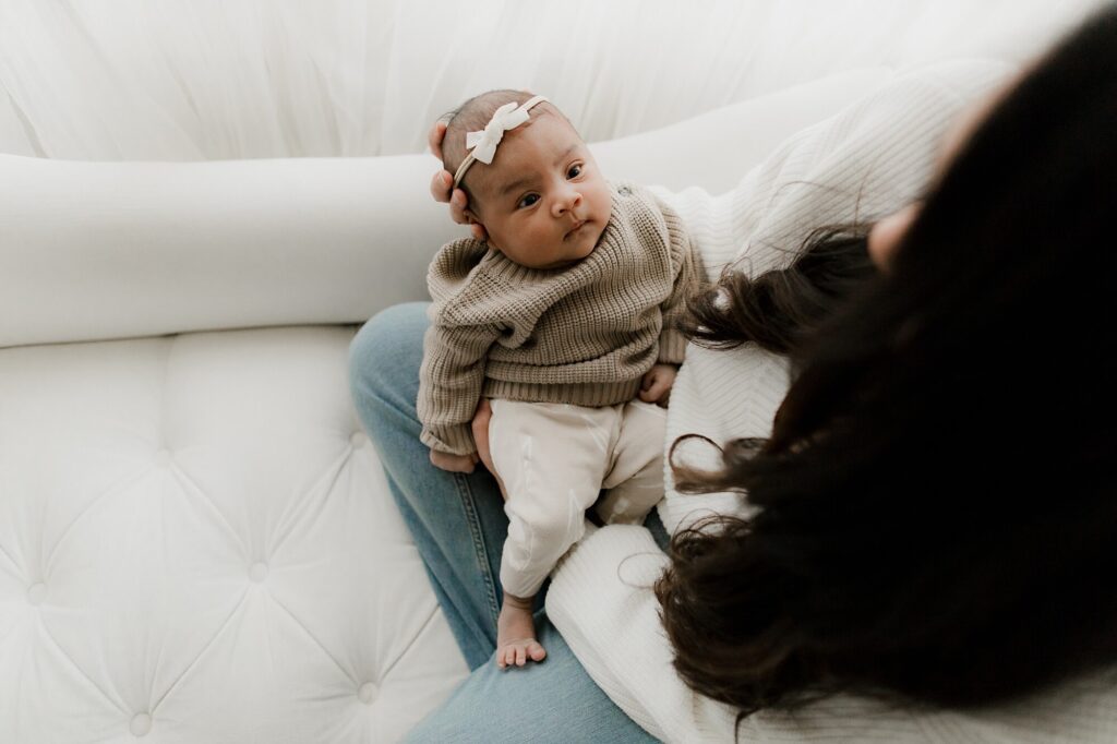 seattle studio lifestyle newborn family photographer