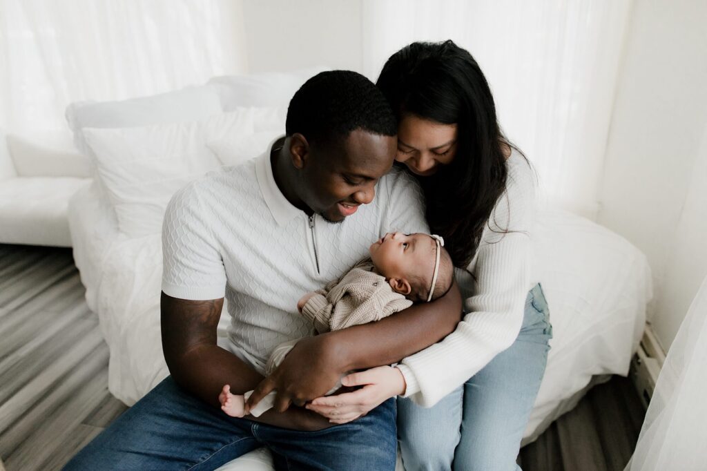 seattle studio lifestyle newborn family photographer