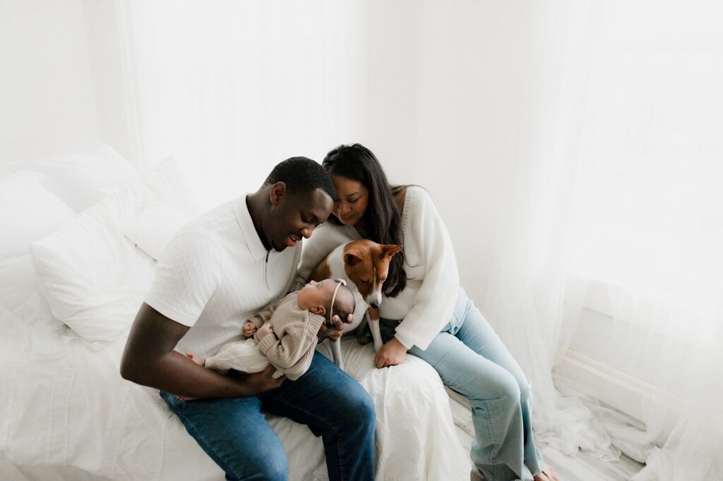 seattle studio lifestyle newborn family photographer