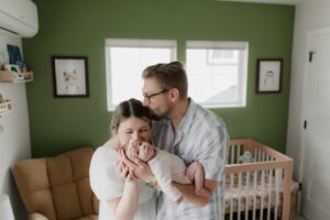 lifestyle newborn photography in seattle home