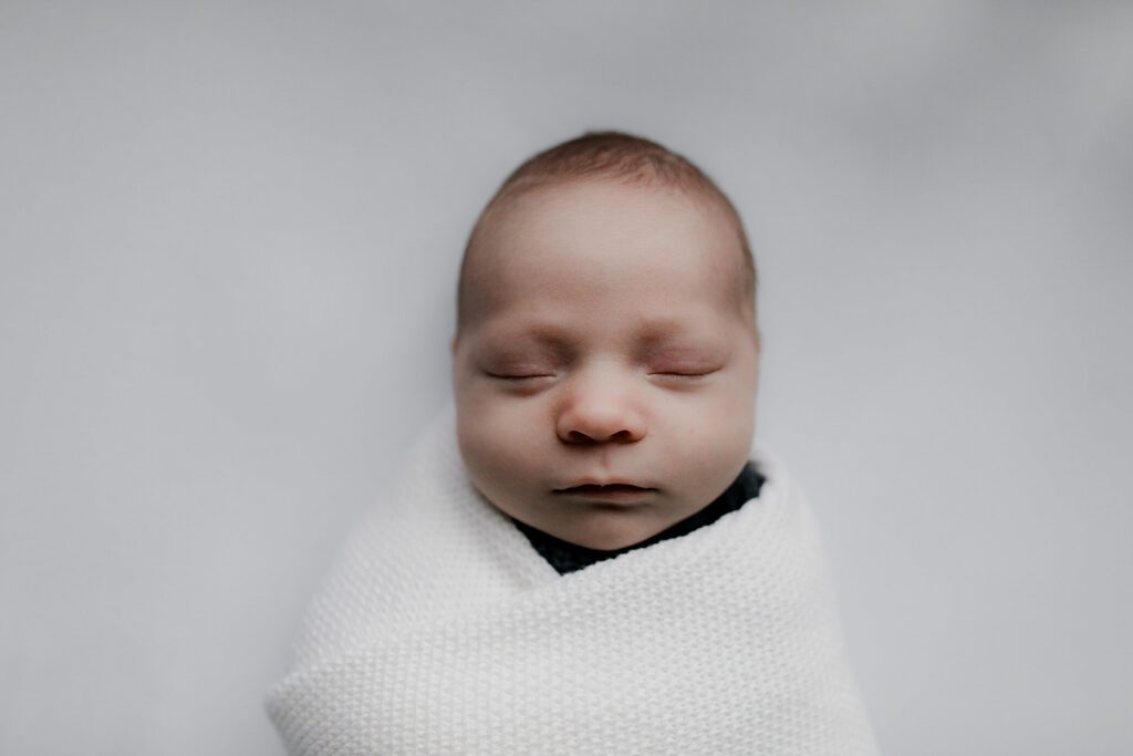 maple valley black diamond newborn photographer