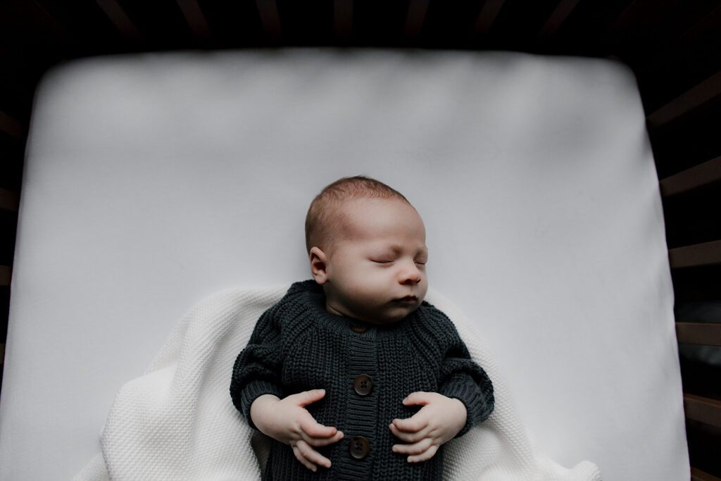 maple valley black diamond newborn photographer