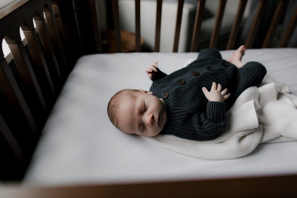 maple valley black diamond newborn photographer
