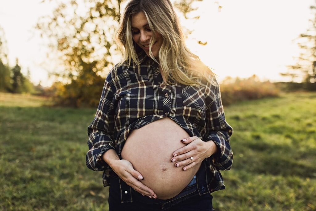 maternity photographer seattle